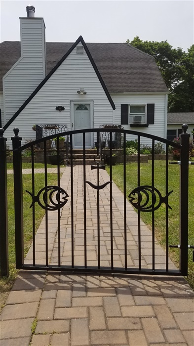 iron driveway gate